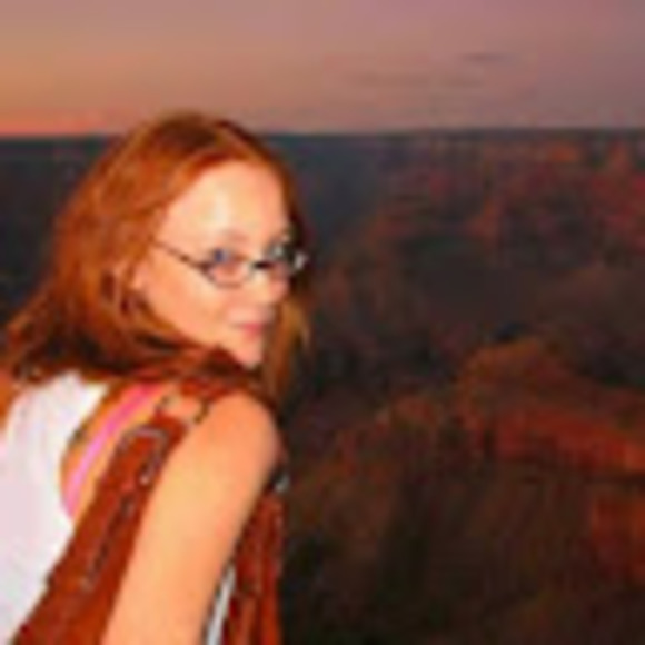 Meet your Posher, Alesha - Picture 1 of 1